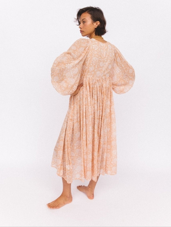 DAUGHTERS OF INDIA Kyra Midi Dress Apricot Blush Small NWT - Picture 4 of 10